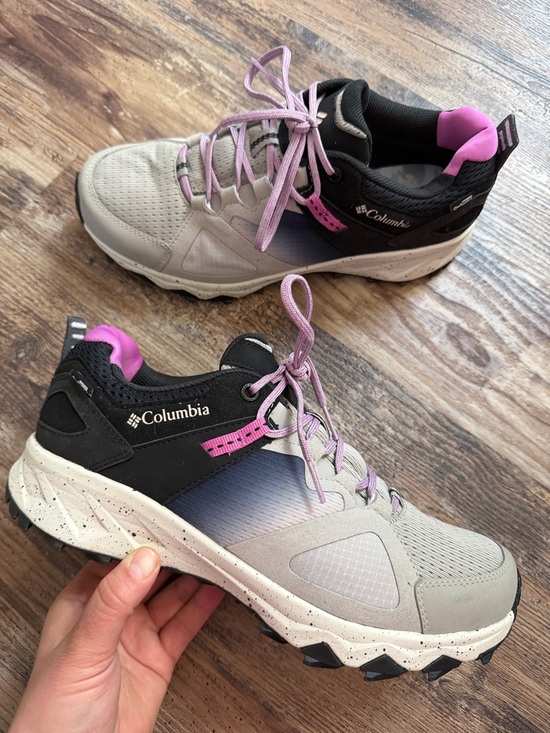 Columbia Shoes - Women's Columbia Peakfreak Hera OutDry Shoe Size 9.5